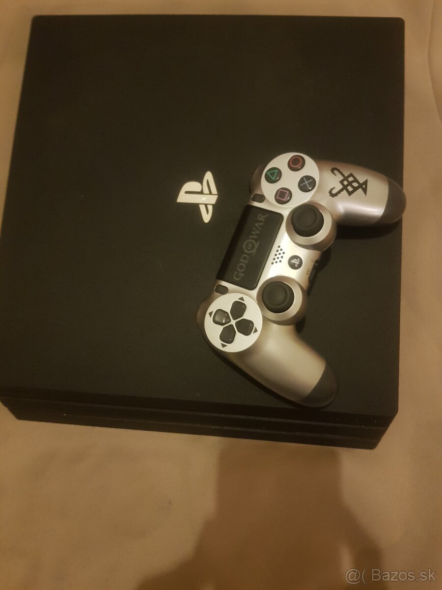 Predám ps4 pro 1tb 4k