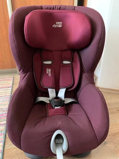 Britax Römer autosedačka King II Burgundy Red