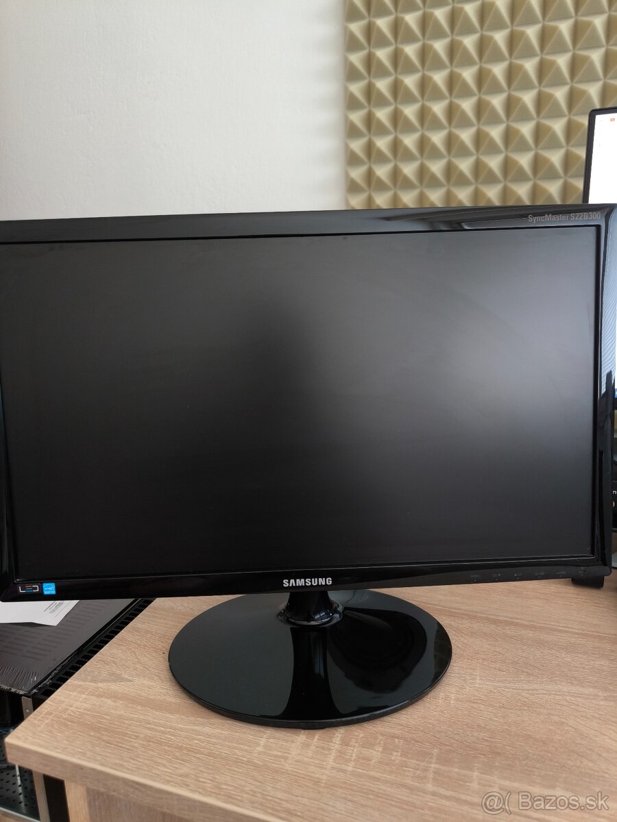 LED Monitor Samsung 22" (Full HD)