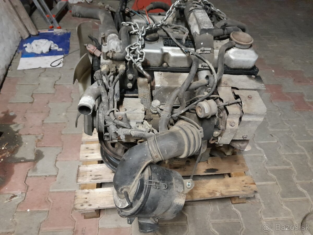 motor nissan opel 2,7td  TD27T