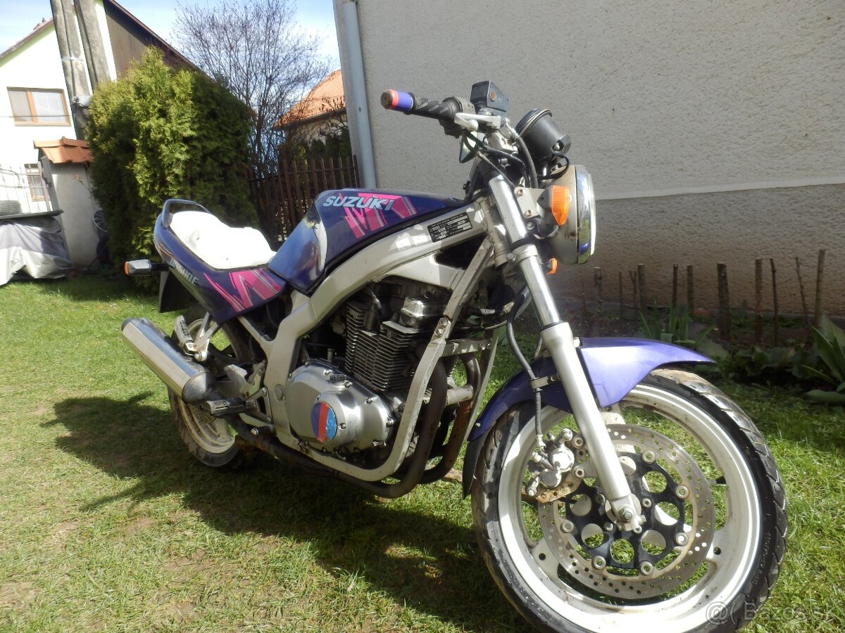 Suzuki GS 500 bez tp špz