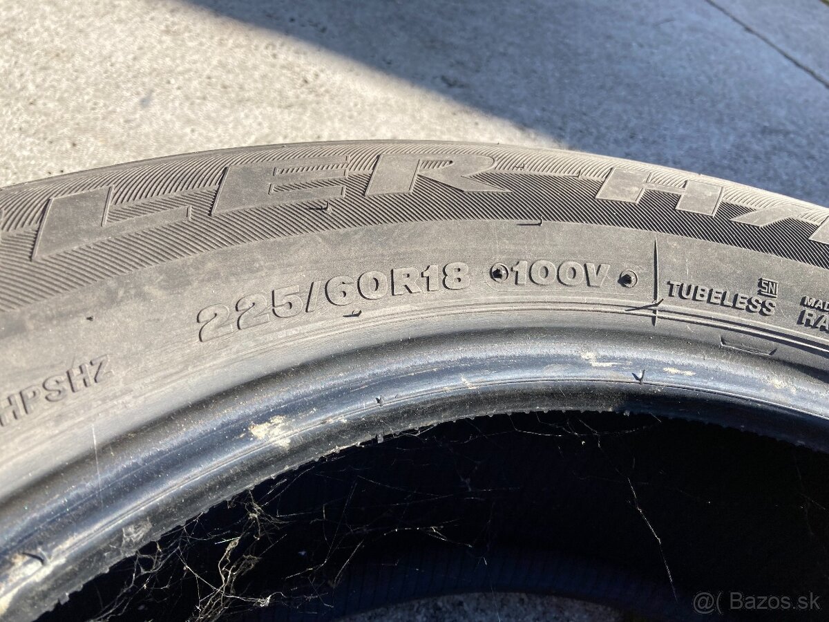 Predám pneu 225/60 r18