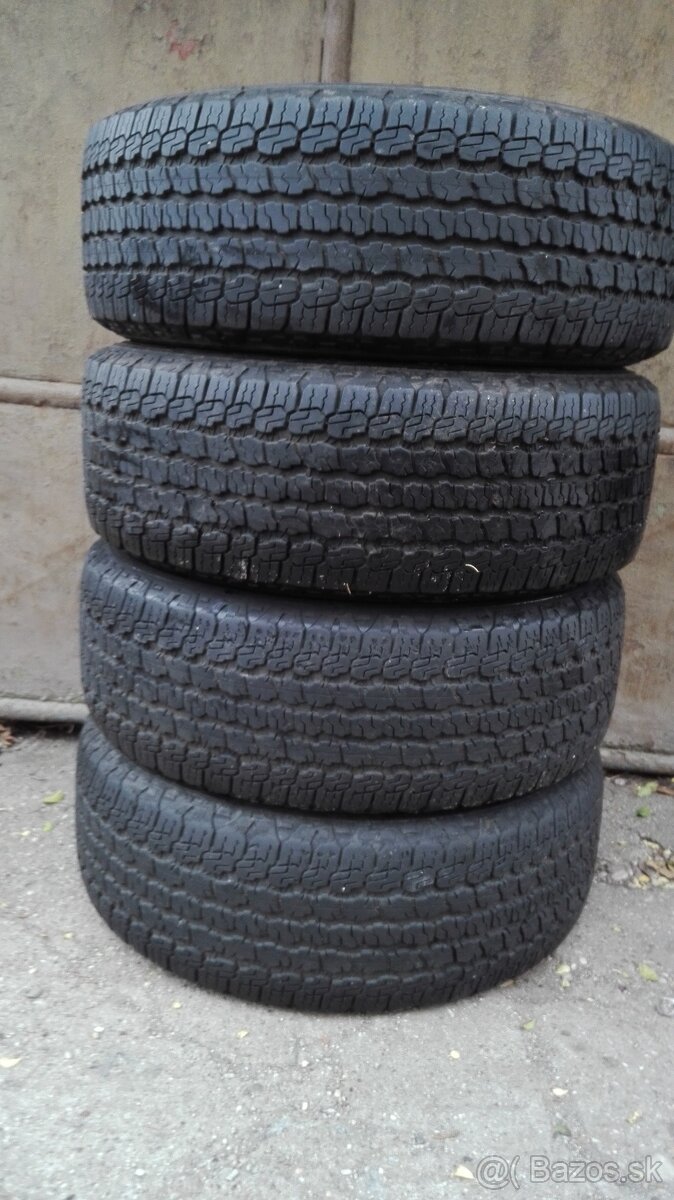 Predám 4-celoročne Goodyear Wrangler 265/60 R18