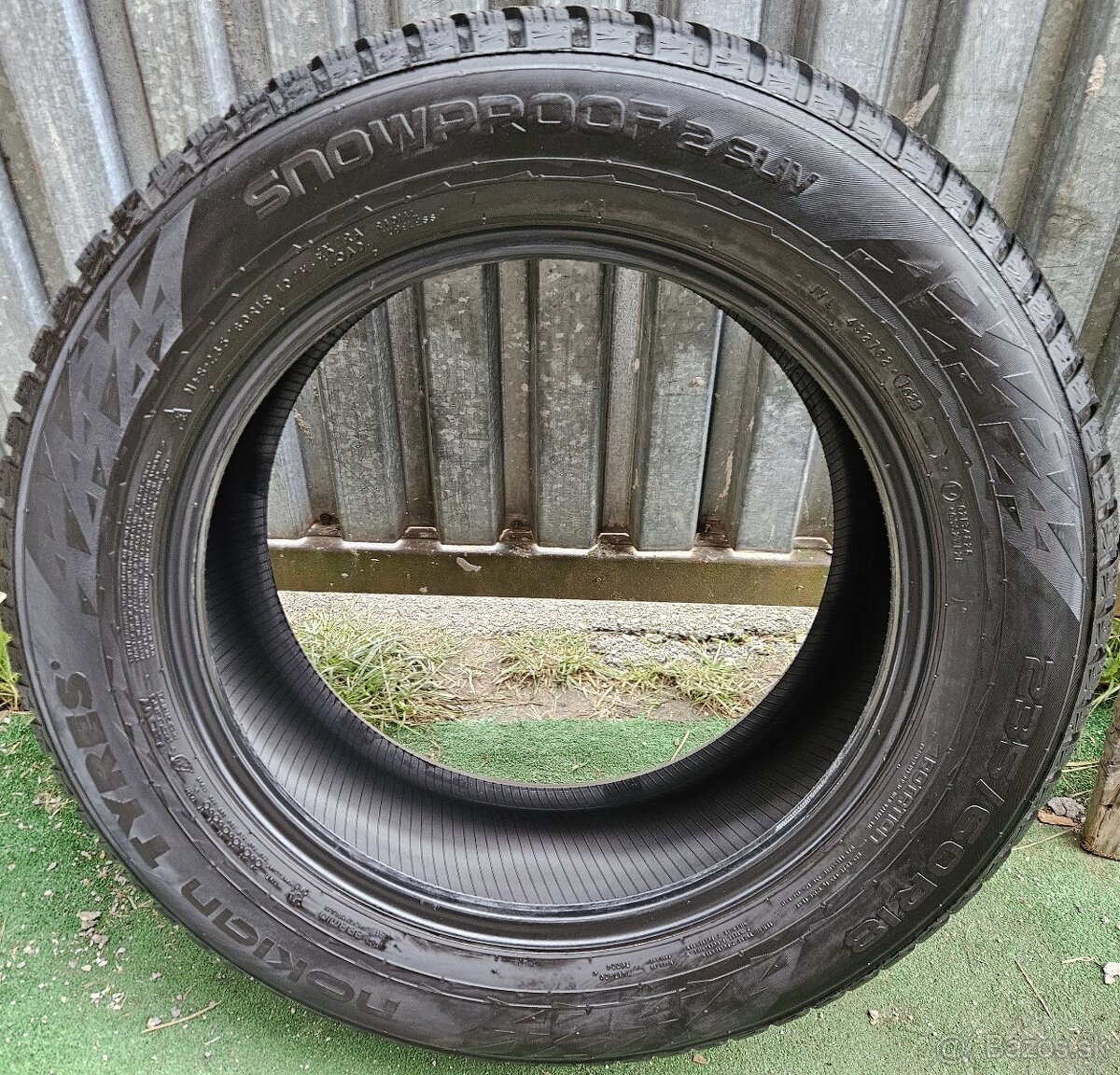 2 + 1 Špičkové zimné pneu Nokian Snowproof - 235/60 r18