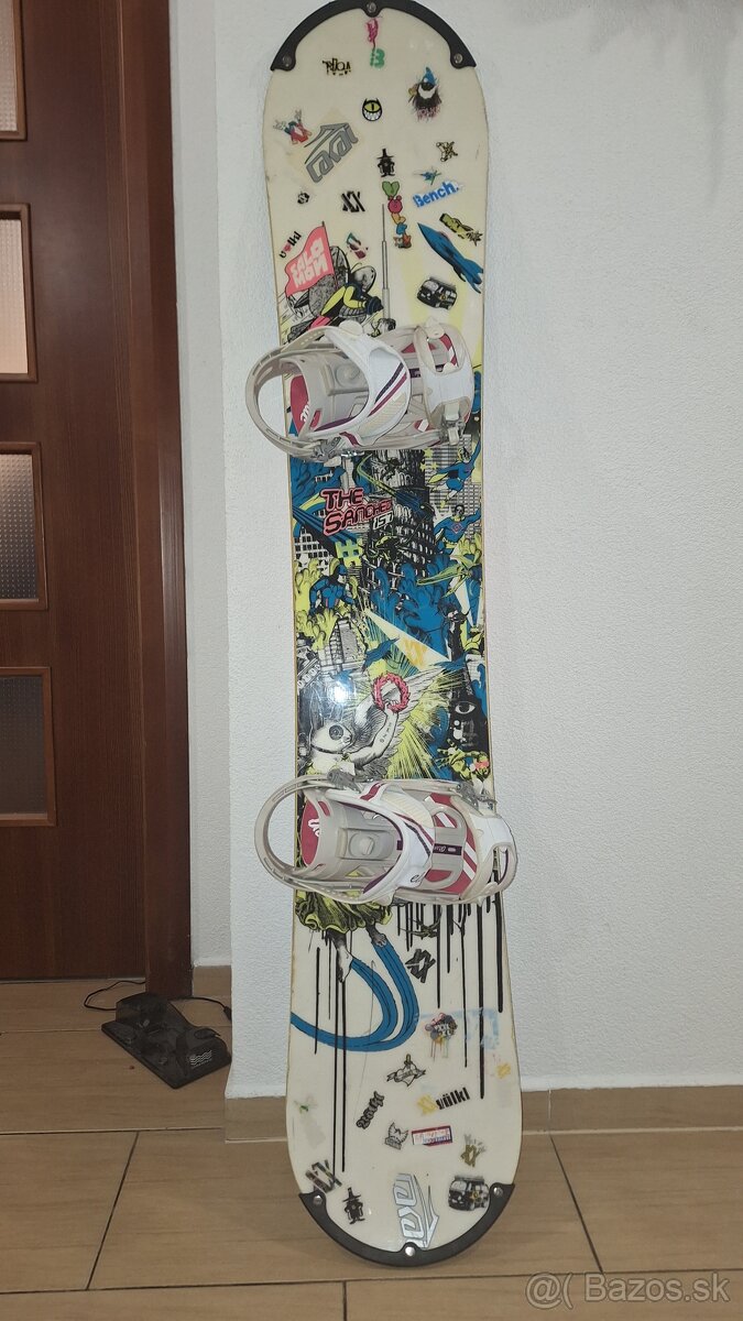 Snowboard značky Salomon