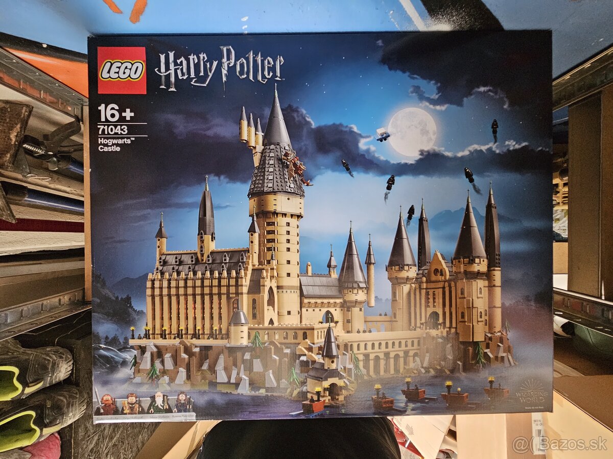 Lego hogwards castle  71043