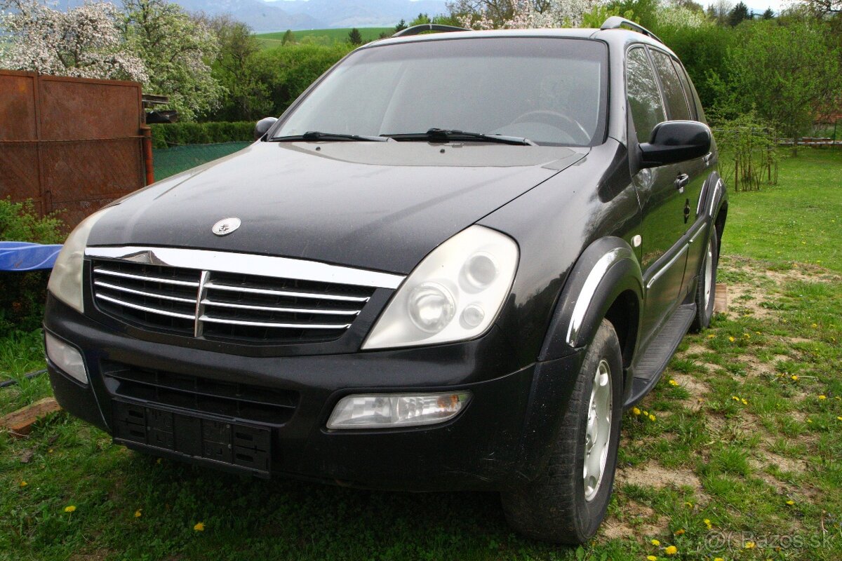 Ssangyong Rexton 2.7 xdi - automat