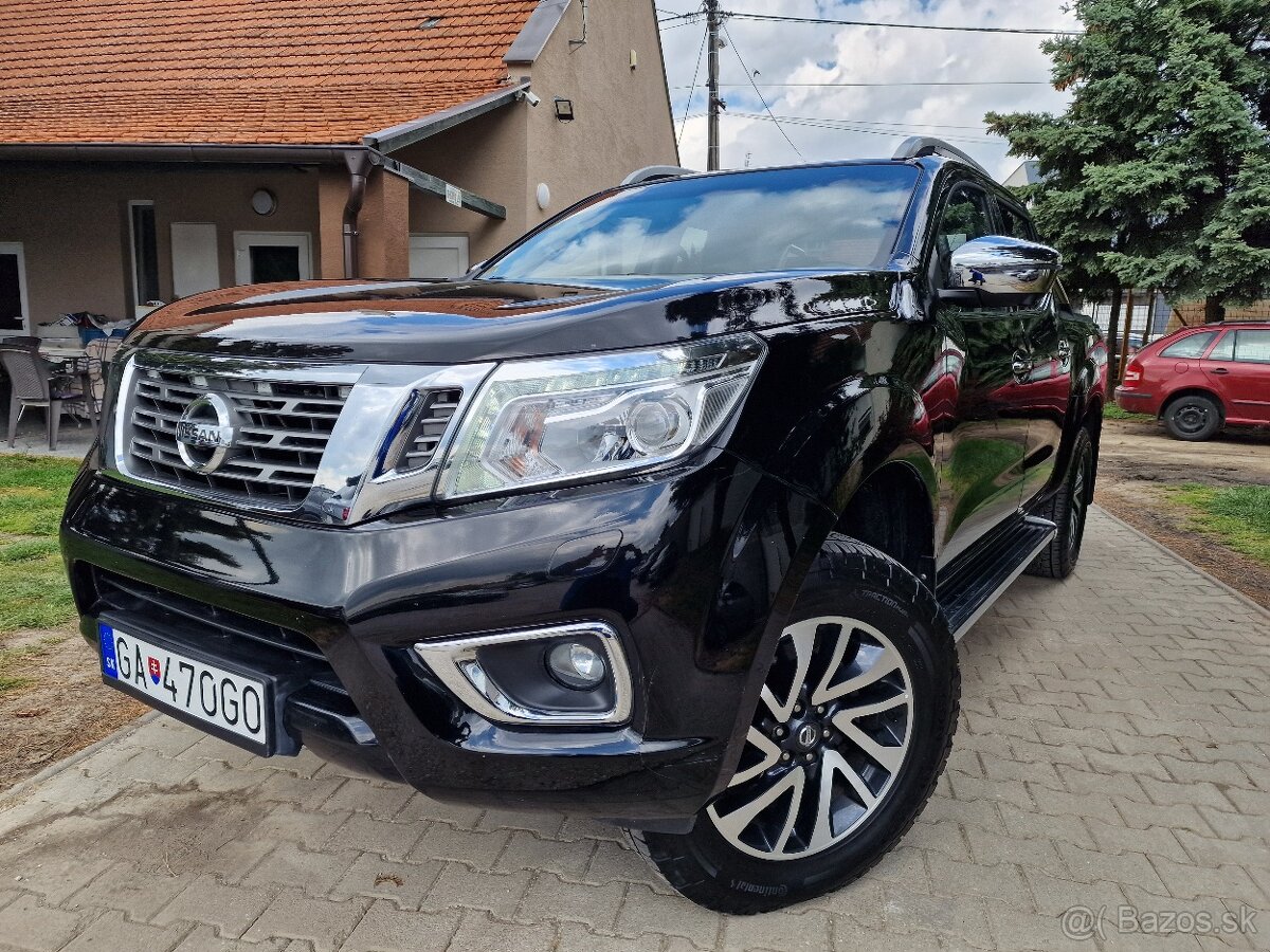 Nissan Navara DoubleCab dCi 190k A/T Tekna 4x4 (diesel)