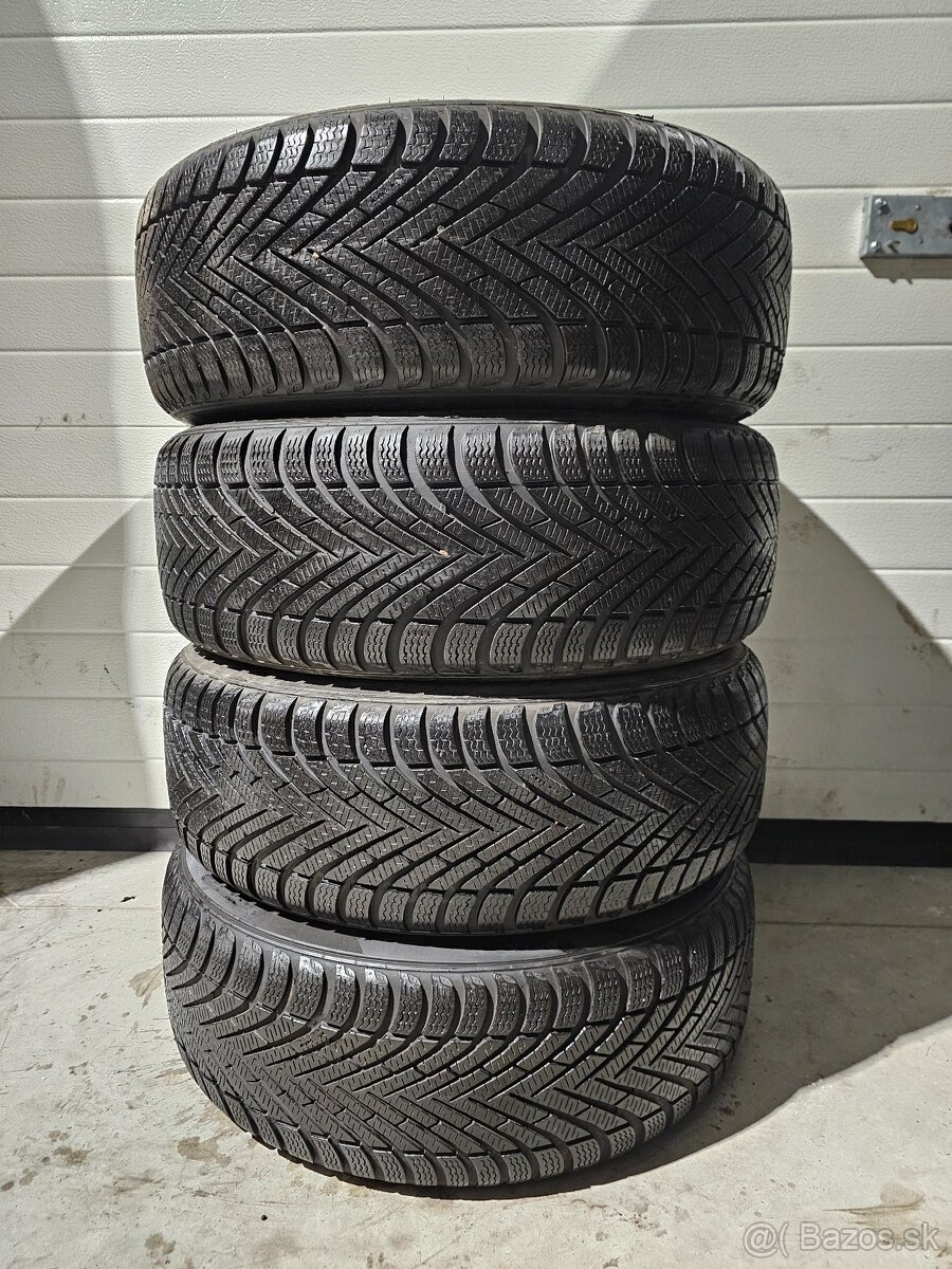 Zimné Pneu Pirelli CinturatoWinter 195/60 R16