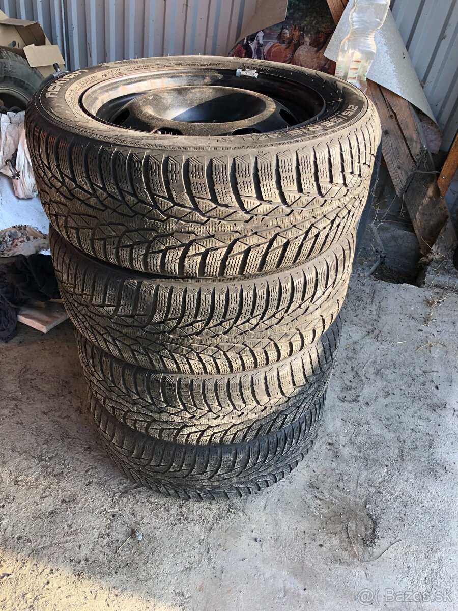 Pneumatiky 215/55 R16