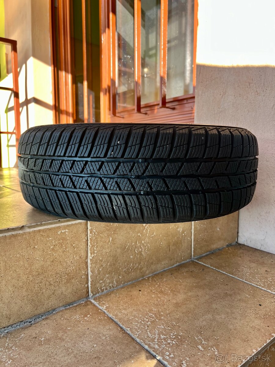 185/60 R15 zimná pneumatika Barum  – 1 kus