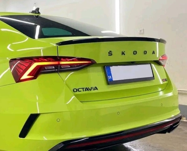 NAPIS SKODA ČIERNY NAPIS LOGO ZNAK ŠKODA na kufor