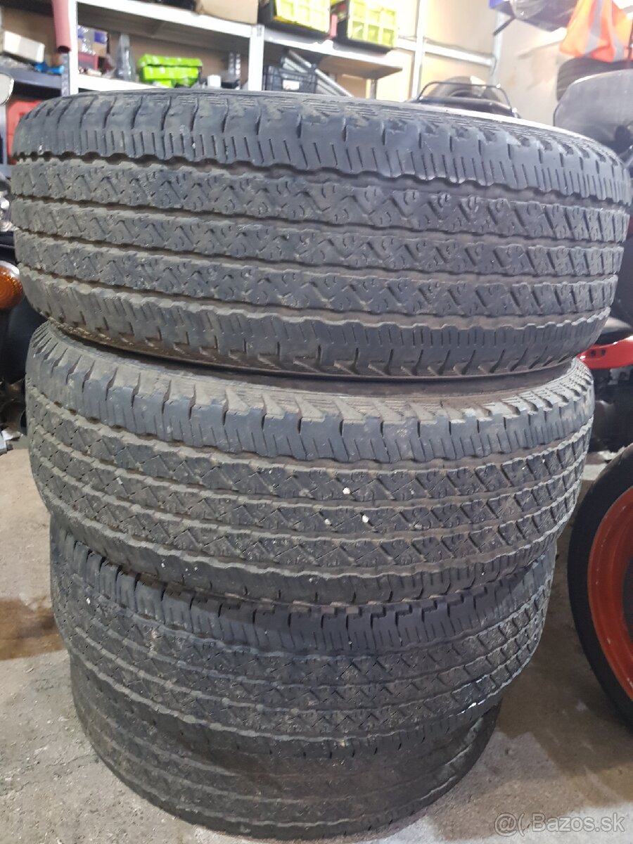 Roadstone SUV pneu 245/60 R18 M+S