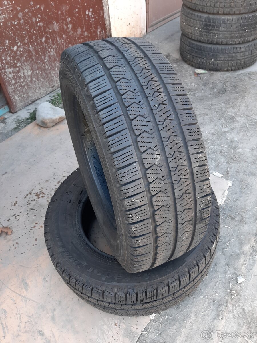 235/65r16C 115/113R Matador zimne