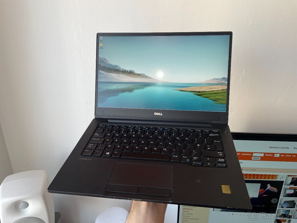 DELL Latitude 13-7370