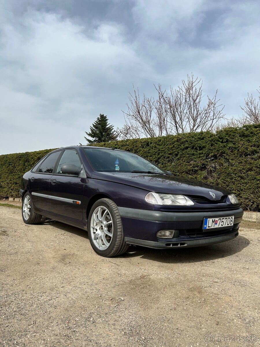 Renault laguna 1.8i