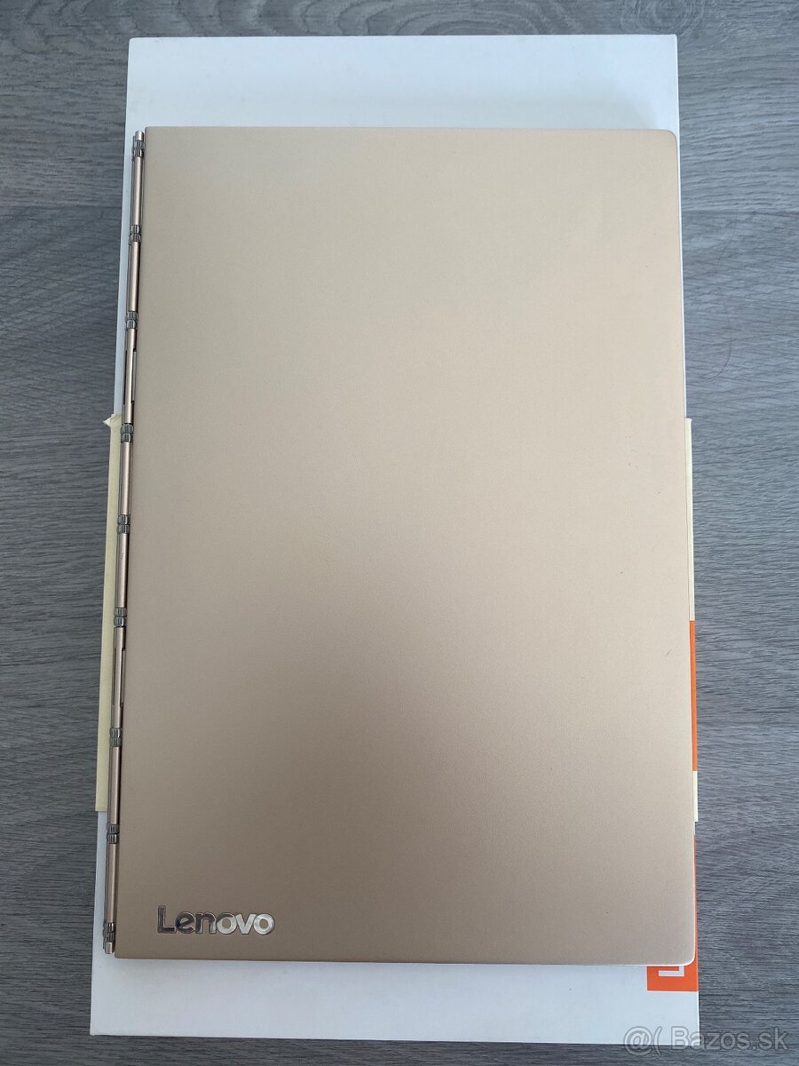 Lenovo YOGA BOOK