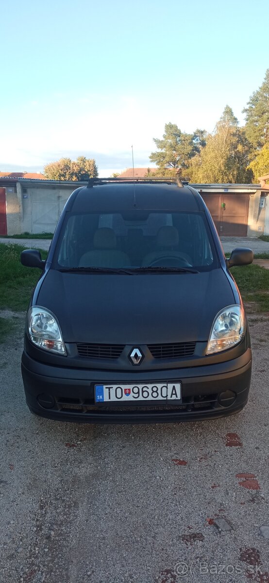 renault kangoo 1,2benz,5dver r.v .2006, 240.500km,stk-ek 025