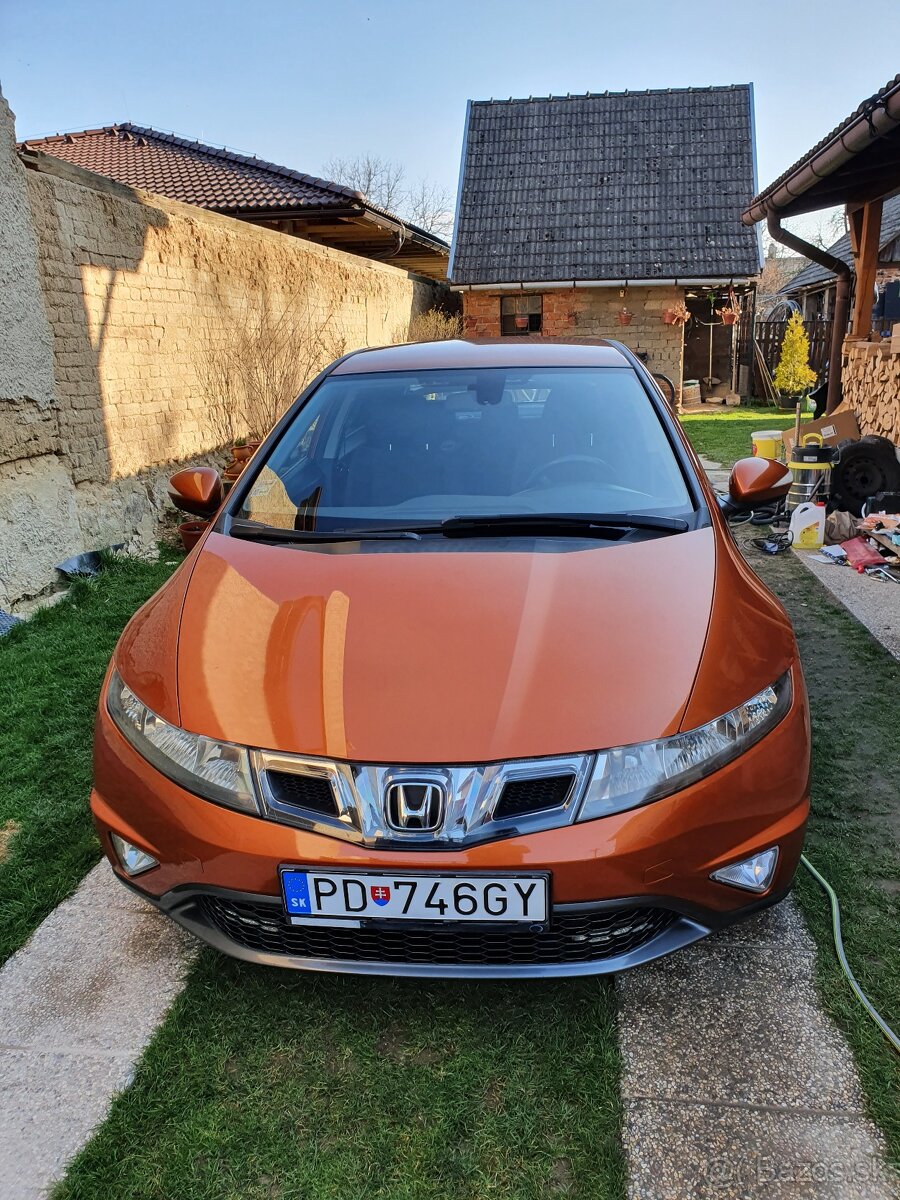 Honda Civic 1.8 benzin r.v. 2009