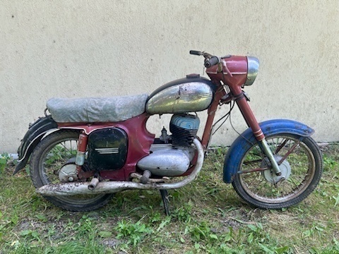 Jawa 250/590 sportka