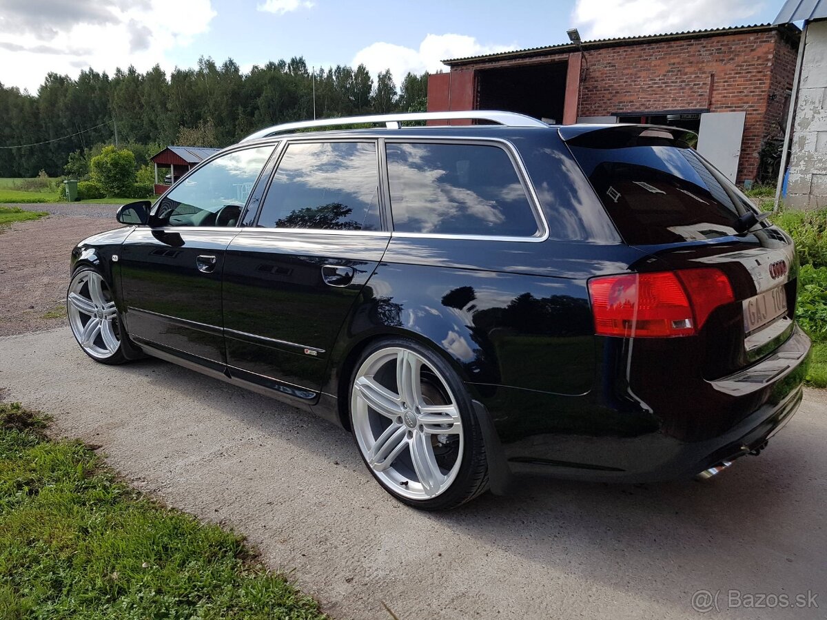 Audi Avant A4 B7 / ľavé svetlo/