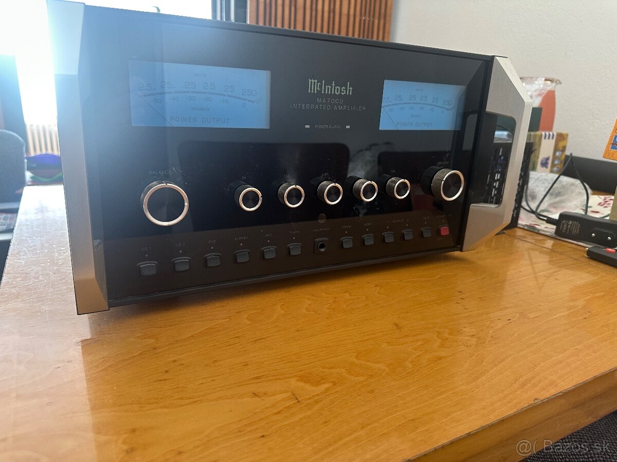 Mcintosh MA7000