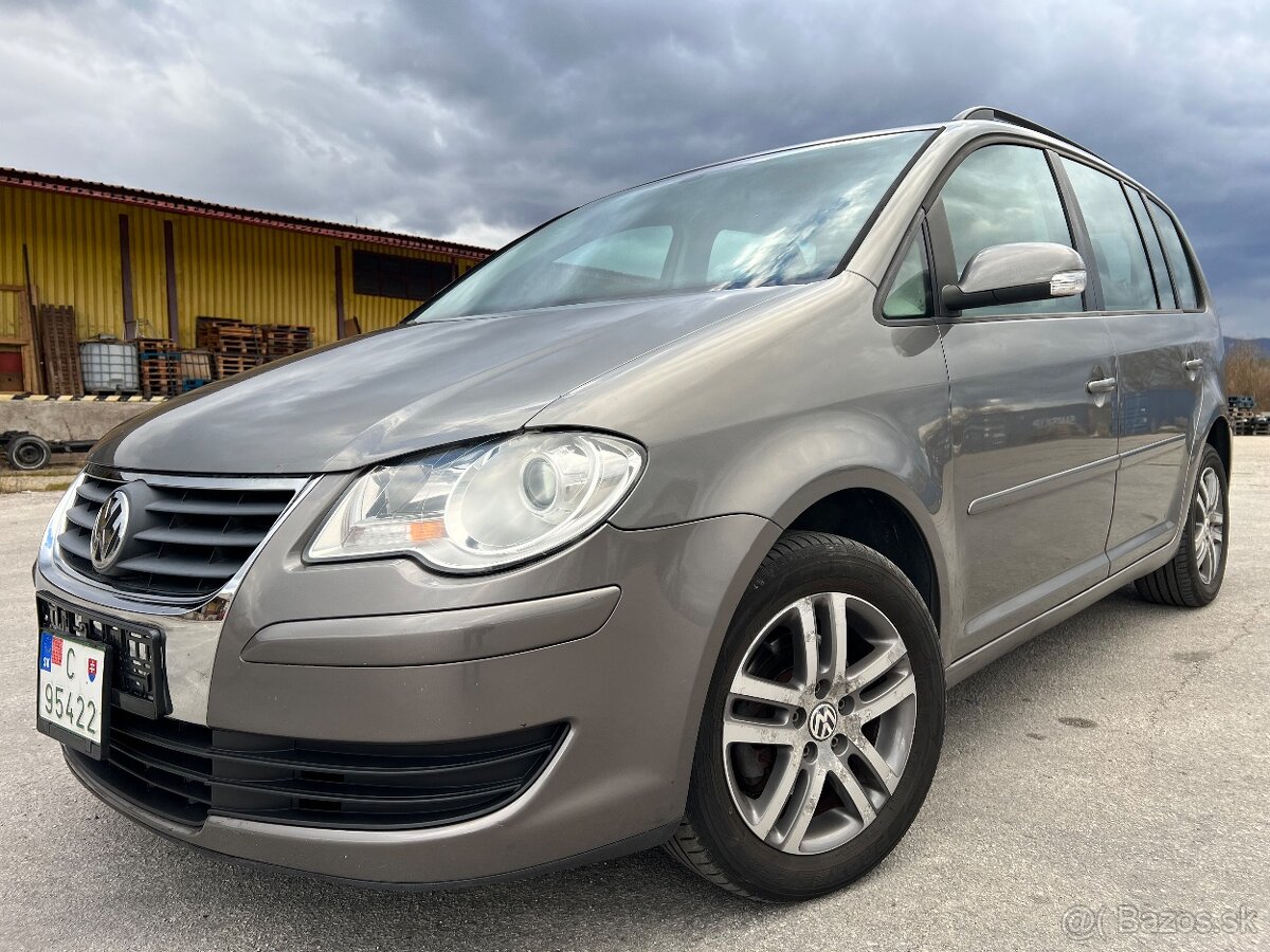 VOLKSWAGEN TOURAN 1,9TDi 77kW BXE 7 MIEST dovoz FR