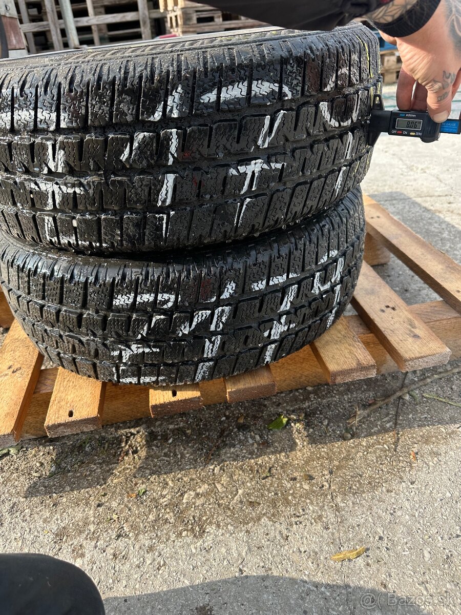 Z179 2ks zimné 195/60R16C 99/97T