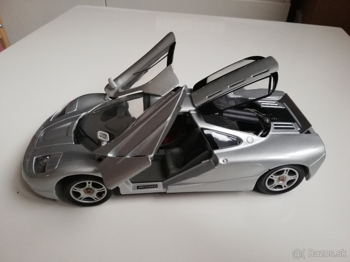 1:18 McLaren F1  Maisto