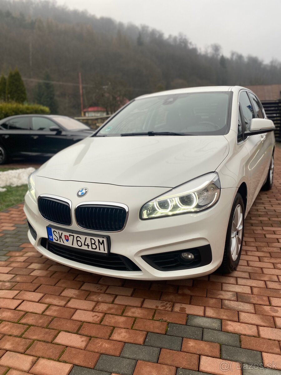 BMW 216d