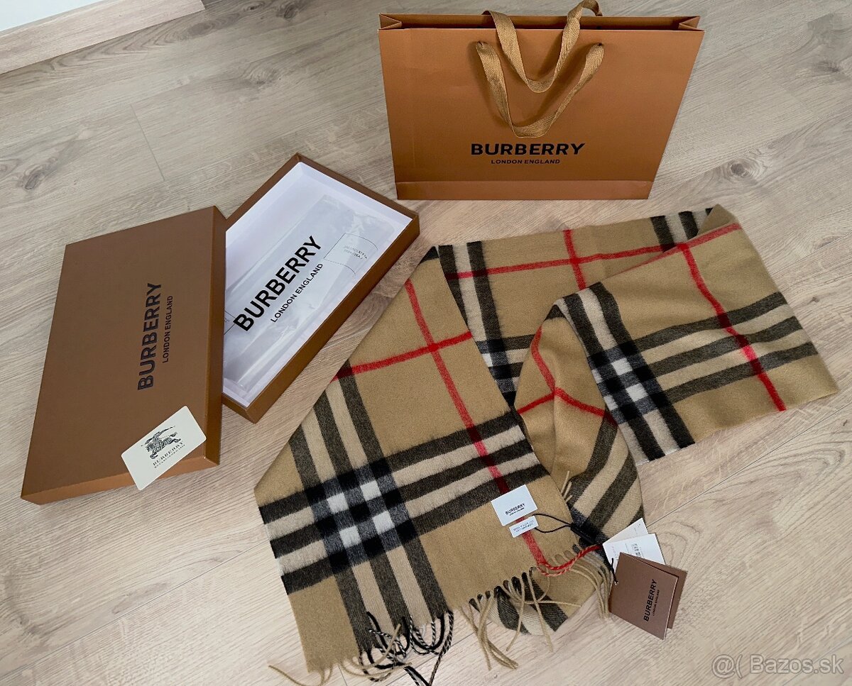 Burberry Check Cashmere Scarf Šál