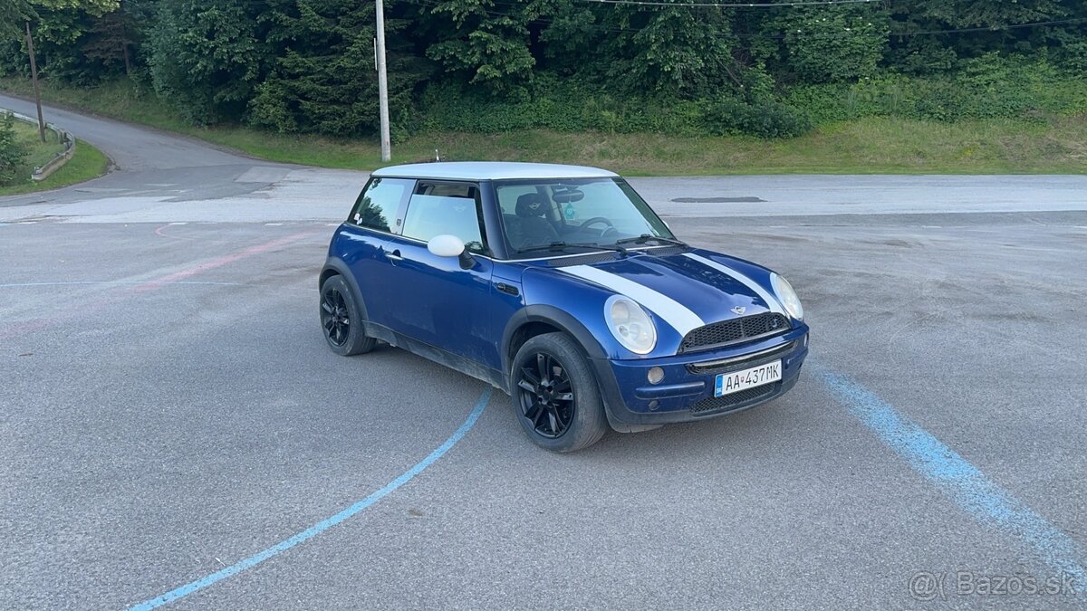 Minicooper čítaj popisok 