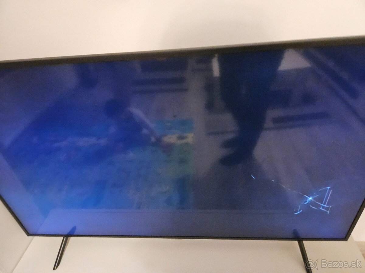 Samsung UE58NU7172, rozbitý