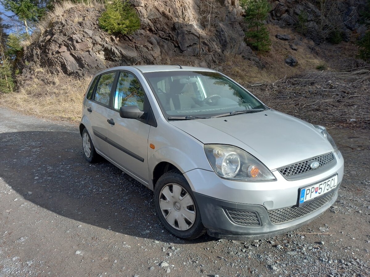 Ford Fiesta 1,25 benzín 55 kW