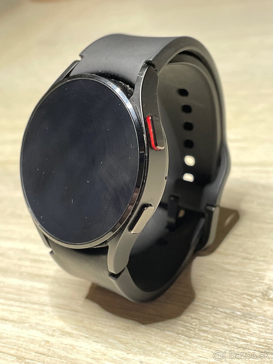 Chytré Hodinky SAMSUNG Galaxy Watch 4