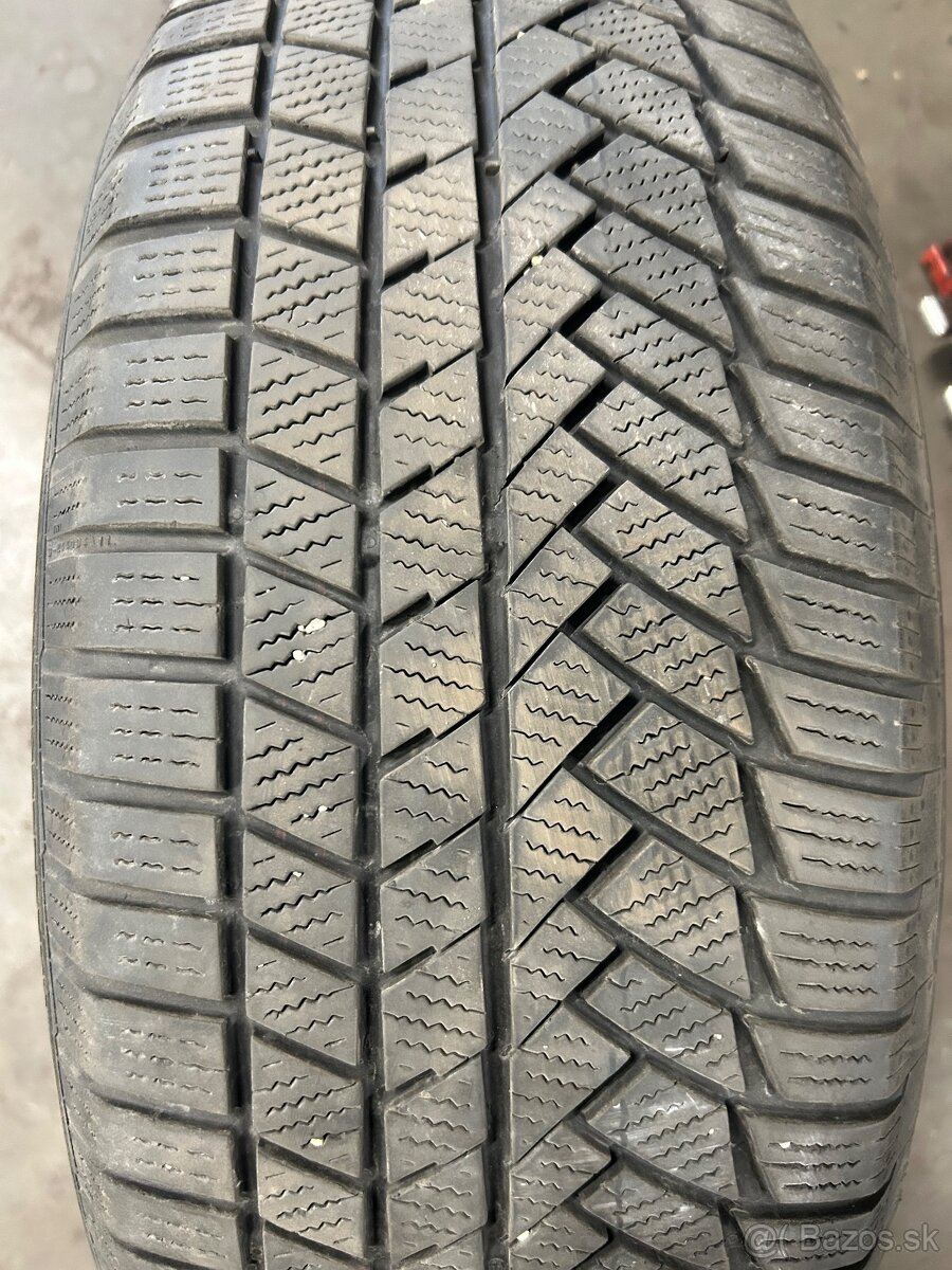 Zimné pneu 255/60 r20