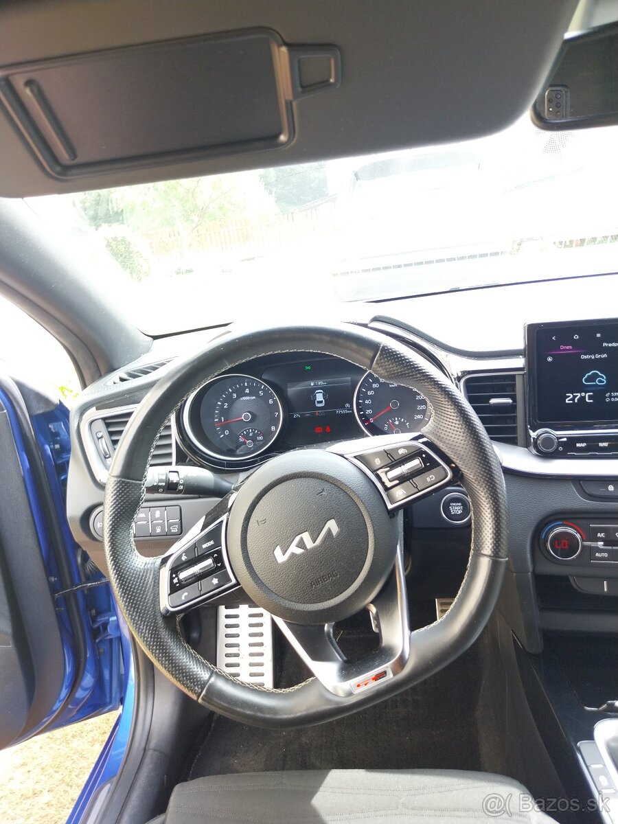 Kia Proceed