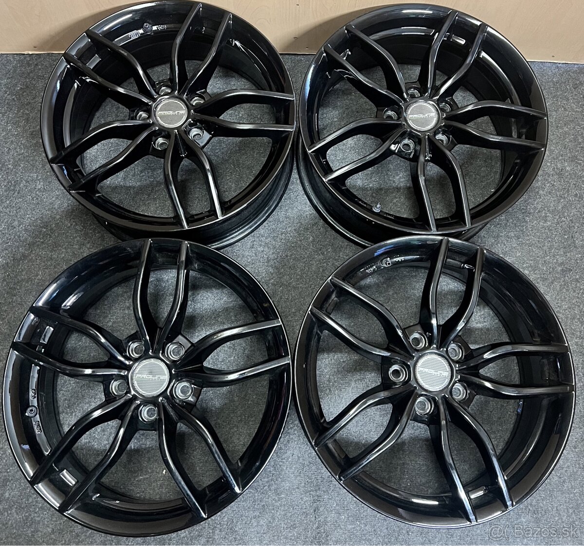 5x112 R17 ProLine ZX100 ET 45 čierne leskle