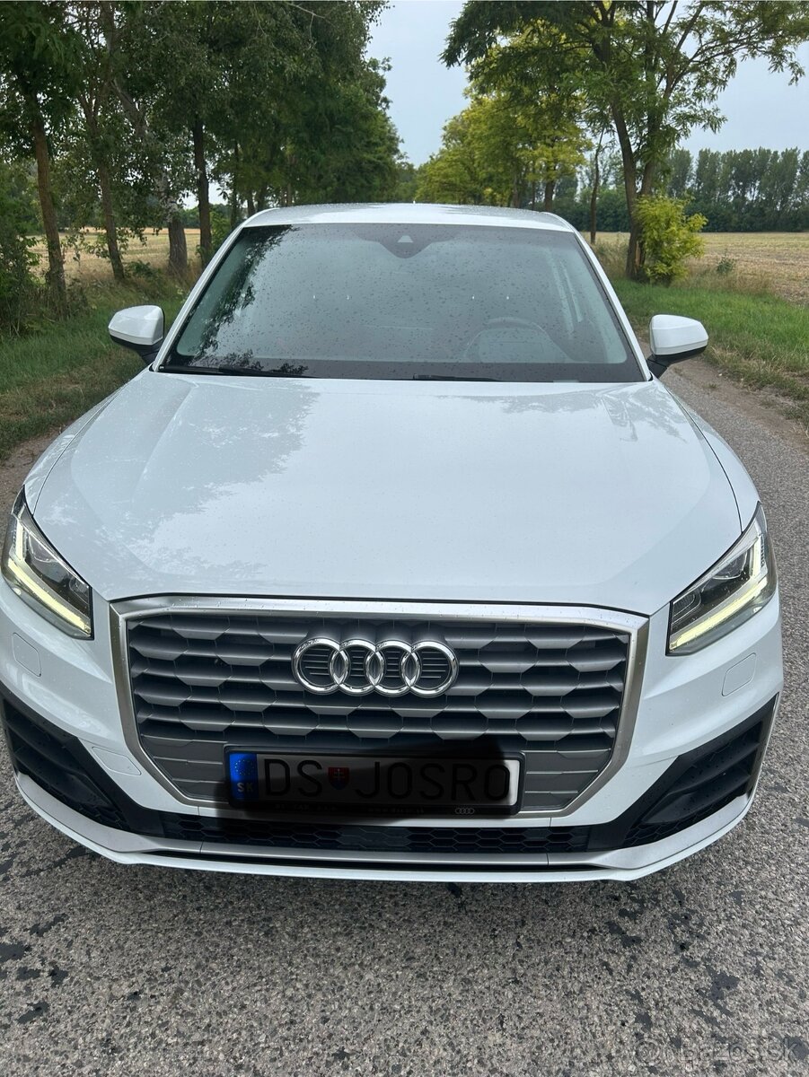 AUDI Q2