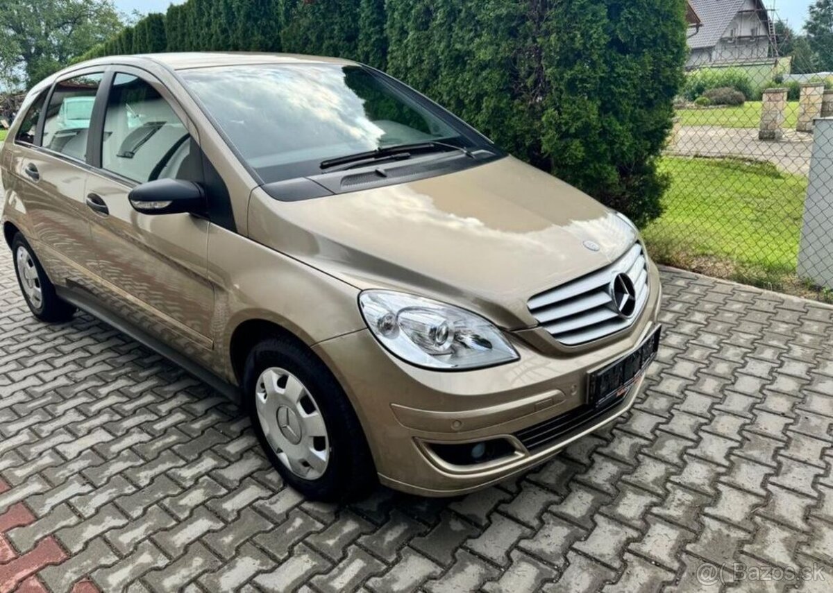 Mercedes-Benz Třídy B 150 1,5i serviska naj:141000km benzín