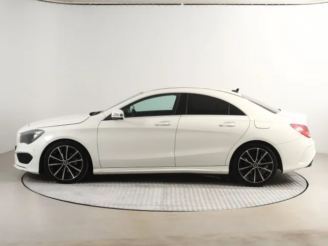 PRENÁJOM Mercedes CLA