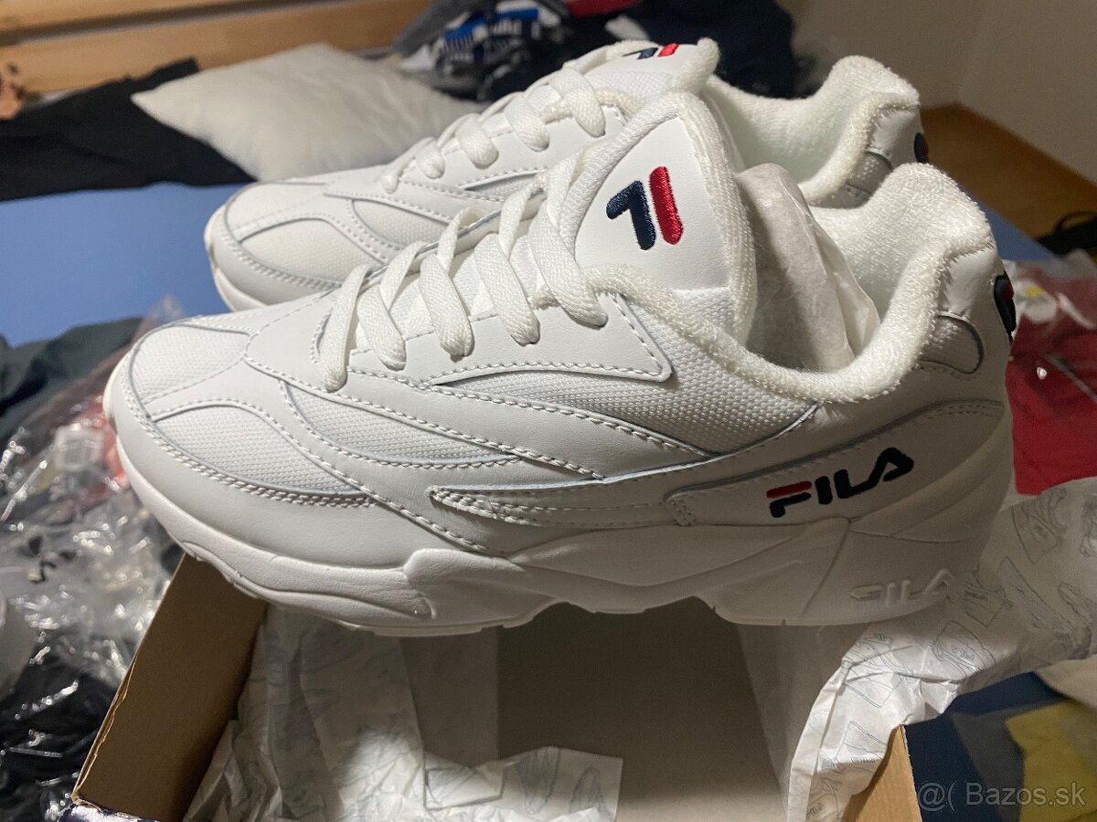 FILA V94M LOW Nové tenisky veľkosť 38