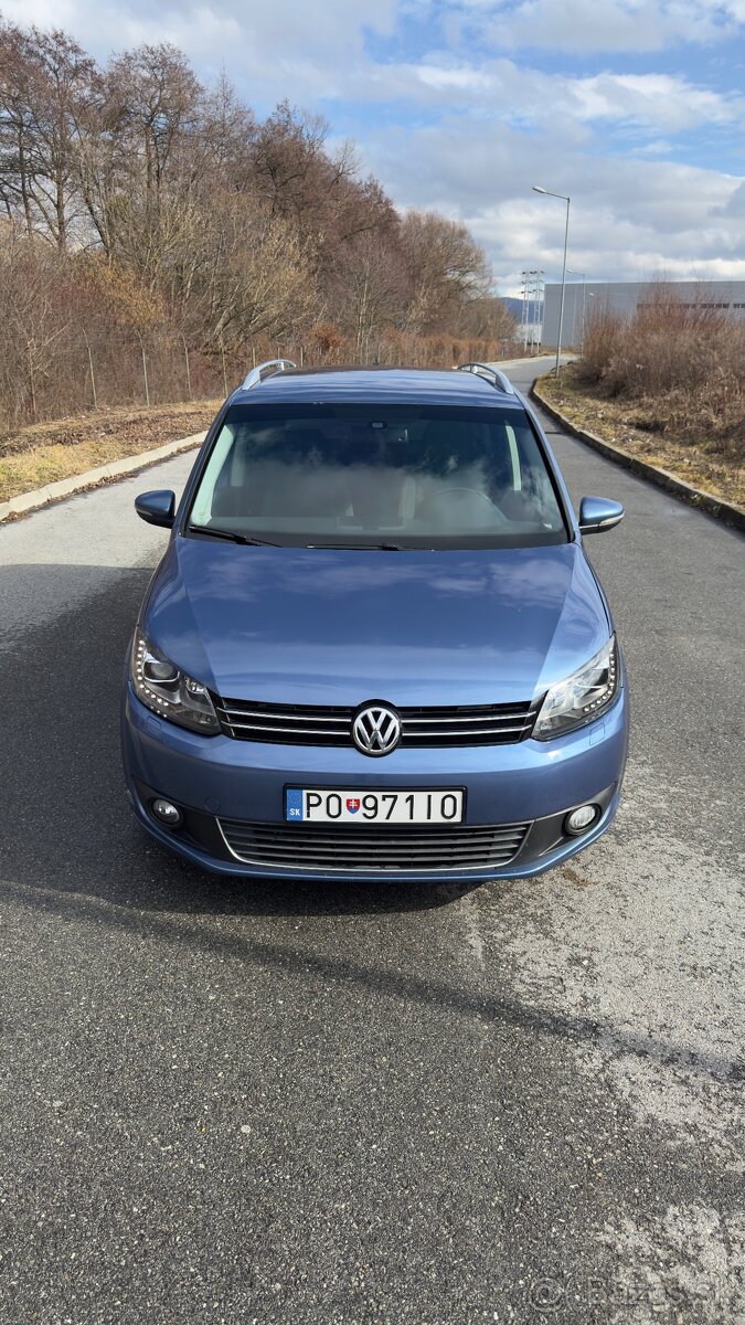 Volkswagen Touran 2011 1.6Tdi DSG, WEBASTO, BiXENON