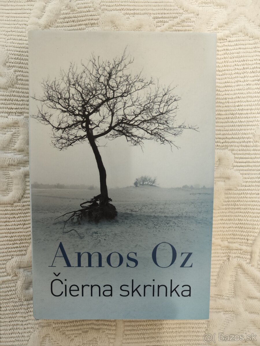 Čierna skrinka - Amos Oz