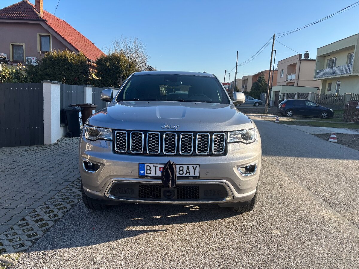 Predám  JEEP GRAND CHEROKEE r. 2020