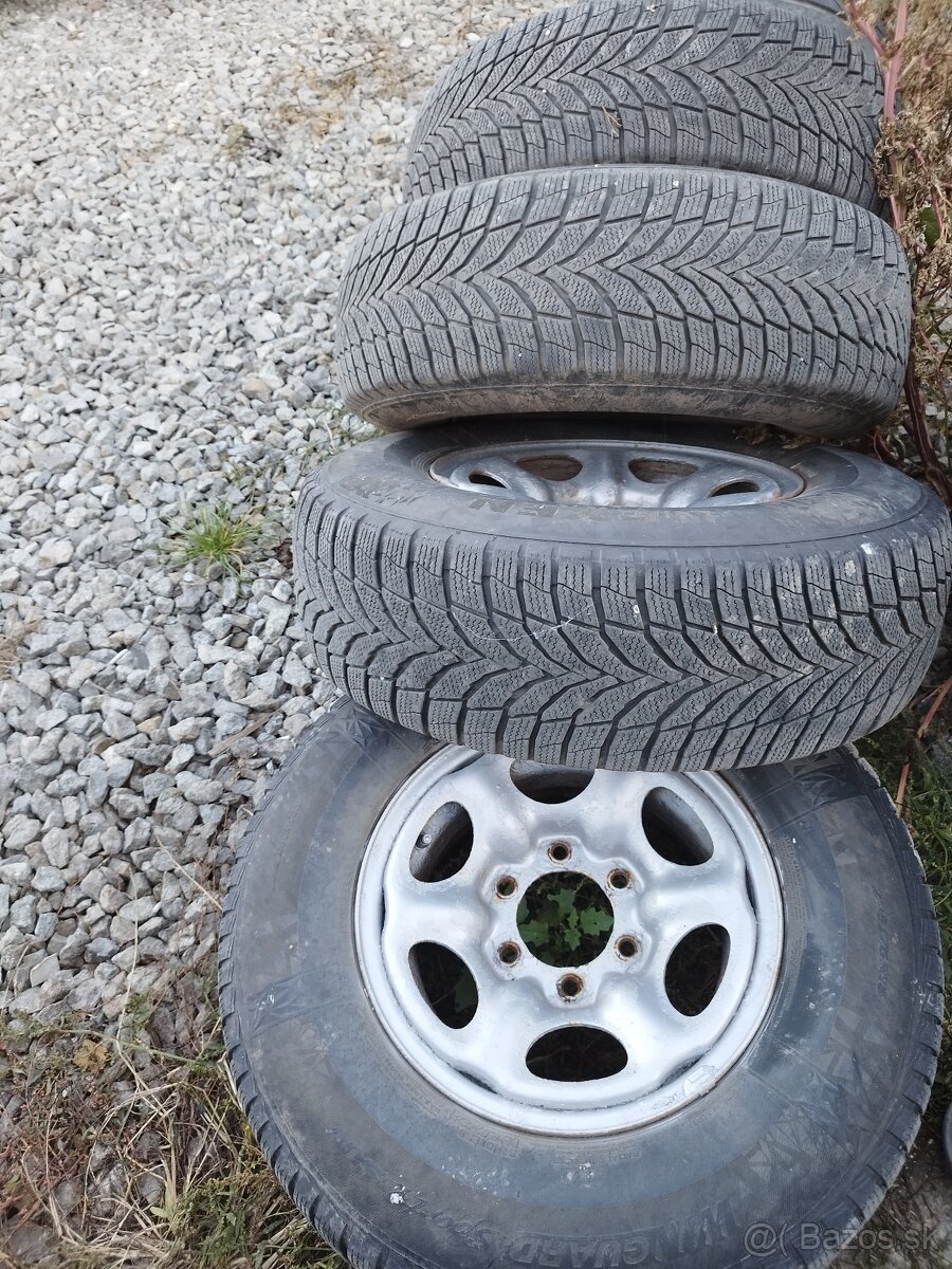 235/75 R15 zimný komplet 6x139,7