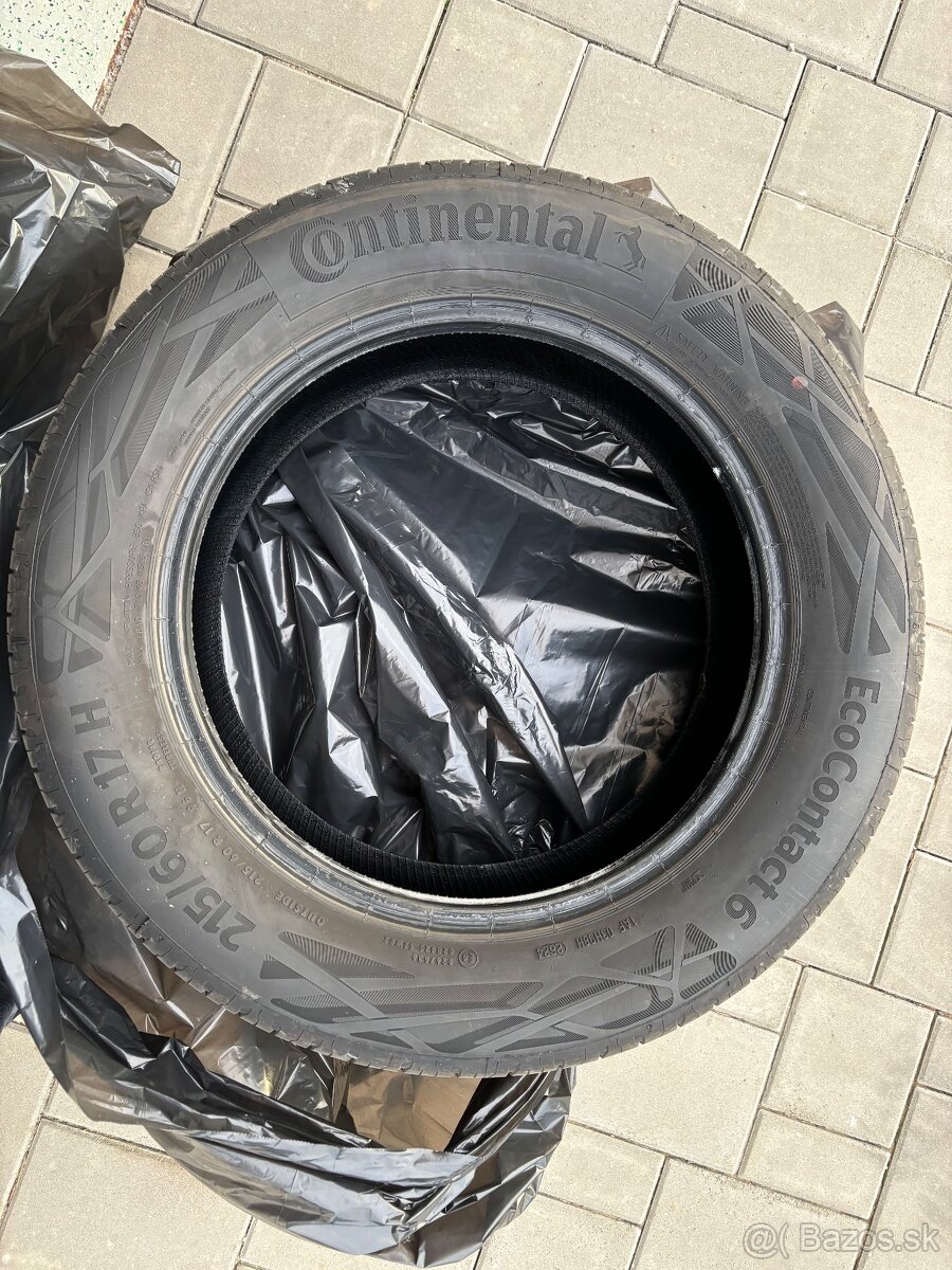 Continental EcoContact 6 215/60 R17 H Letné pneumatiky