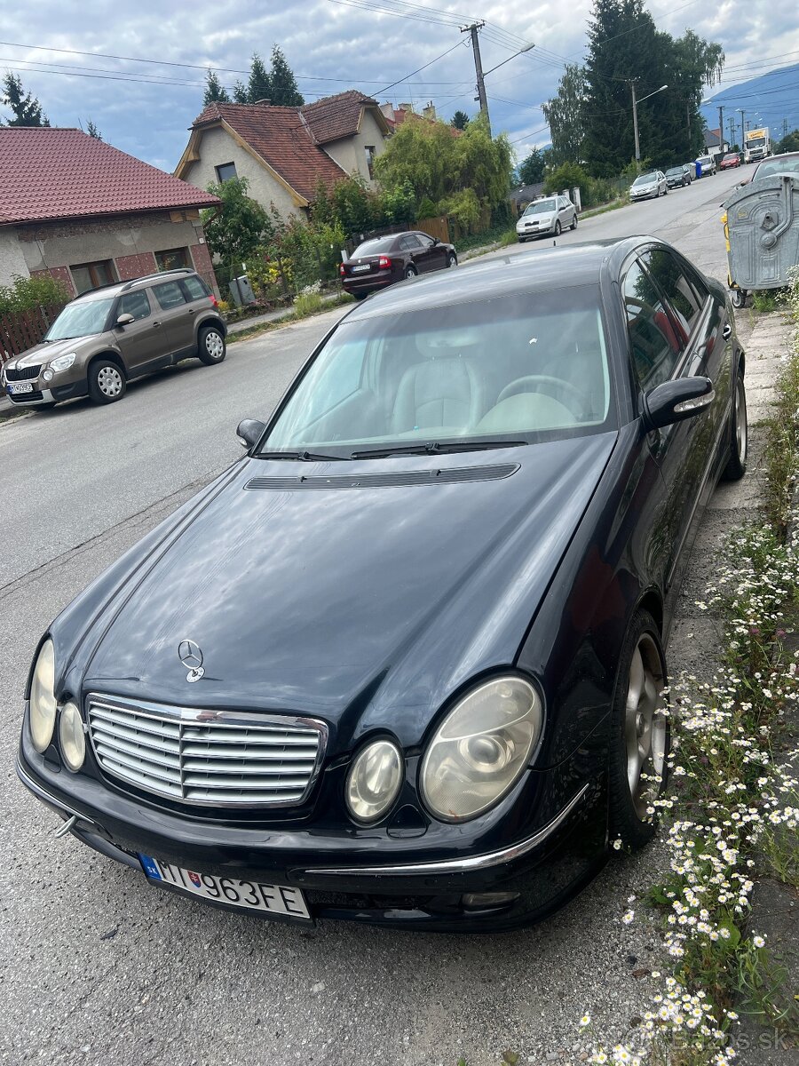 Mercedes w211 270cdi na diely