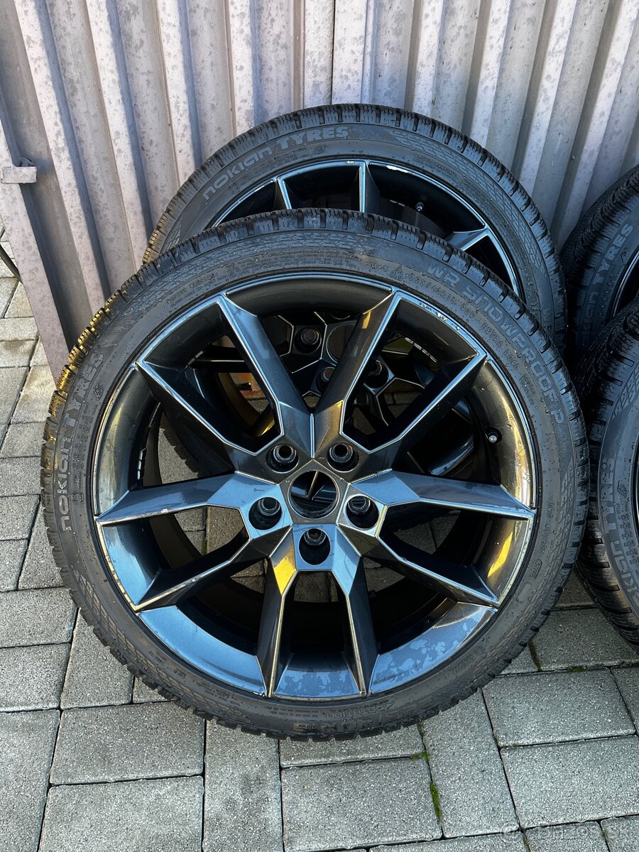 NOKIAN TYRES 225/40 R18 WR SNOWPROOF P