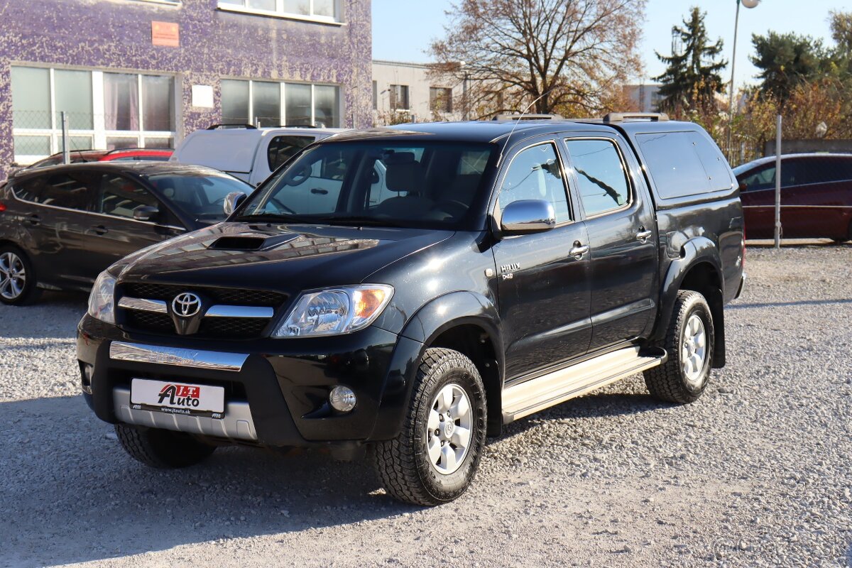 Toyota Hilux DC 2.5 D-4D Sol 4x4